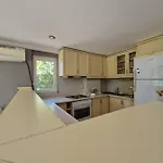 2 With Garden Villa *